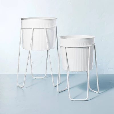 Powder-Coated Metal Planter White - Hearth & Hand™ With Magnolia 3 Powder-Coated Metal Planter White - Hearth & Hand™ With Magnolia - Image 3